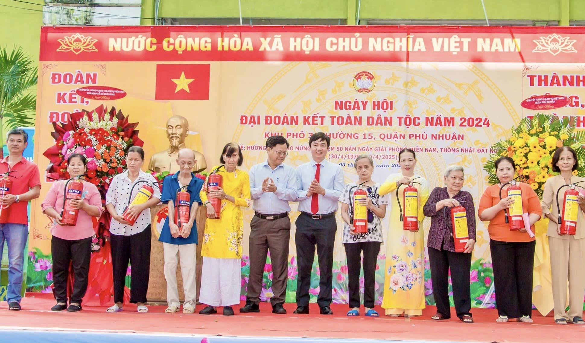 img-12-mttq-dai-doan-ket-kp3-p15-pn.jpg