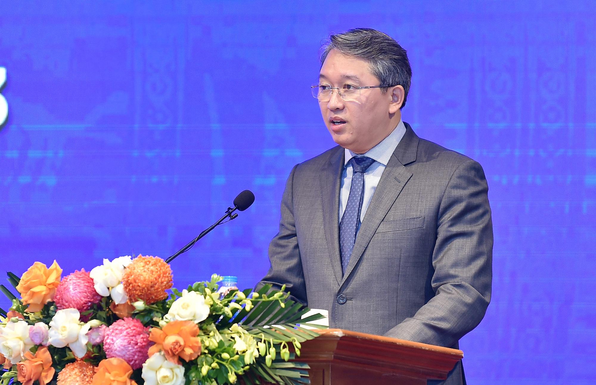 img-nguyenhongthu-bo-truong-tu-phap-phat-bieu.jpg